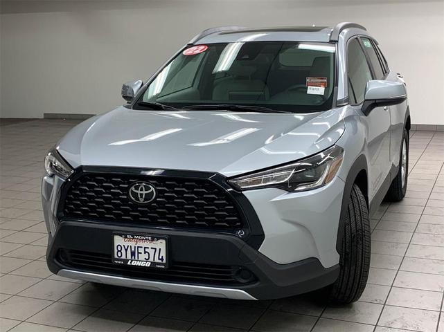 2022 toyota corolla cross le
