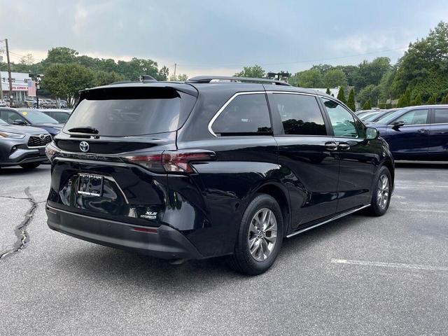 2023 toyota sienna xle