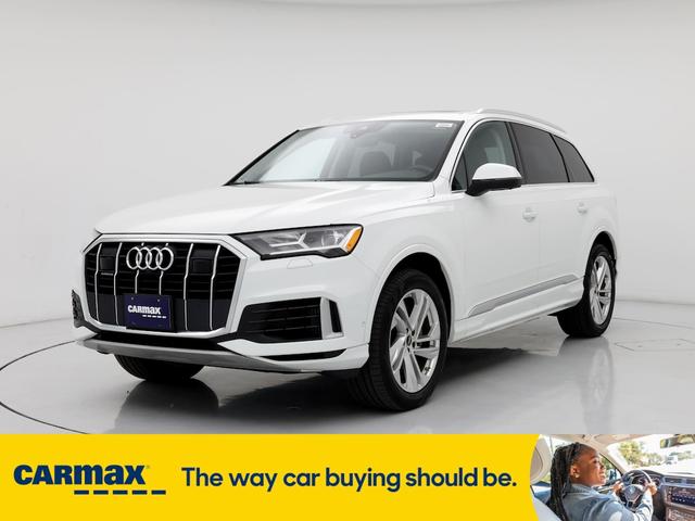 2023 audi q7 premium plus