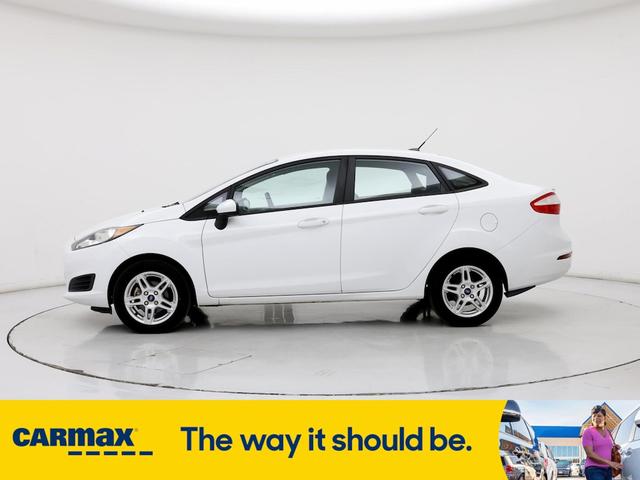 2018 ford fiesta se