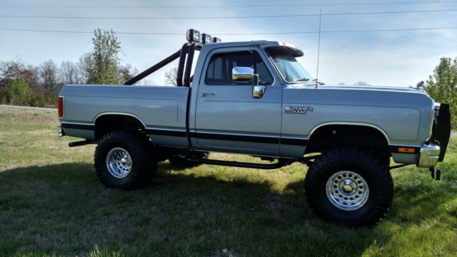 1989 dodge ram w150 4x4 short bed restored lifted pickup awesome
