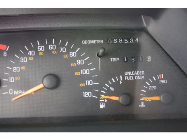 1992 richard petty pontiac grand prix daytona 500 pace car