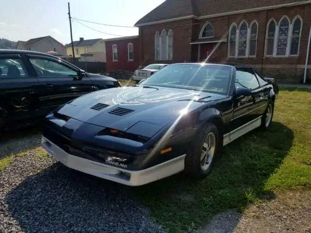 rare>>>>rare factory- 5-speed manual !! factory digital dash!!!