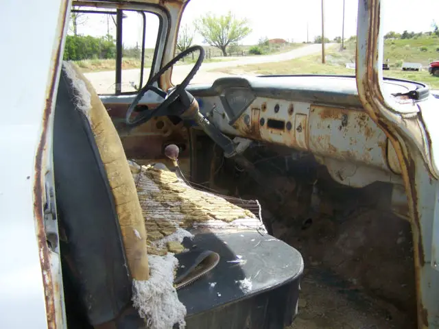 1959 chevrolet apache 3100 pickup truck