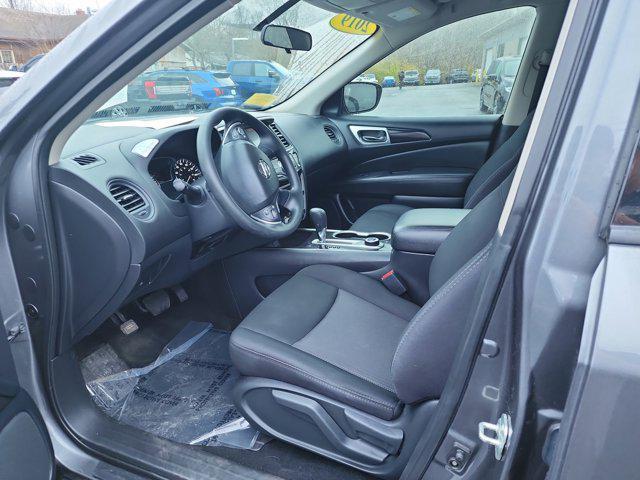 2019 nissan pathfinder s