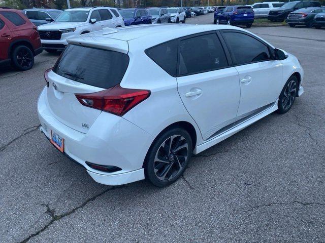 2017 toyota corolla im base