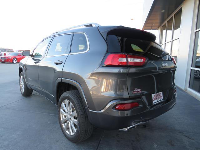 2018 jeep cherokee overland