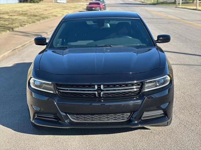 2016 dodge charger se