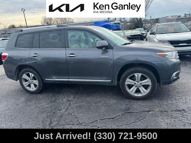 2013 toyota highlander limited