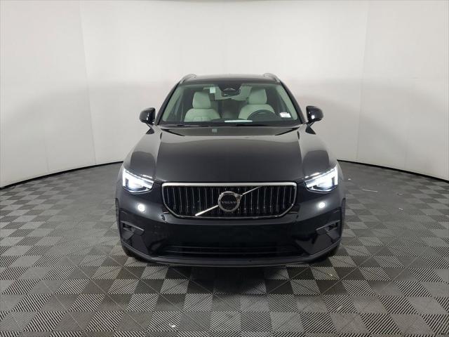 2024 volvo xc40 b5 plus bright theme