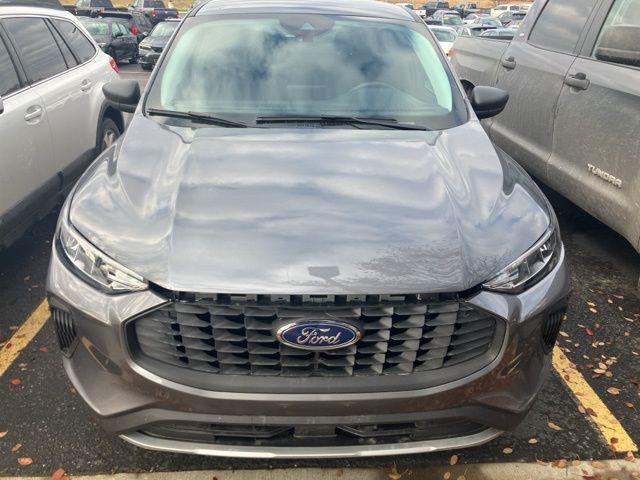 2023 ford escape se