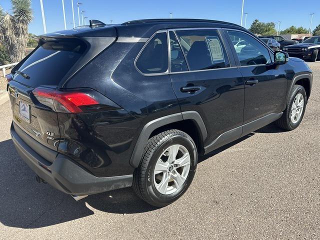 2019 toyota rav4 xle