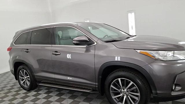 2017 toyota highlander xle