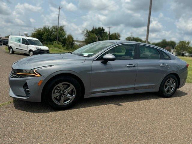 2022 kia k5 lxs