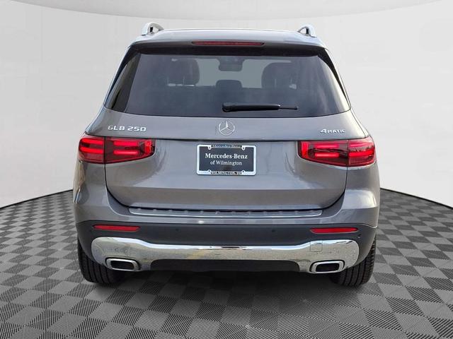 2024 mercedes-benz glb 250 base 4matic