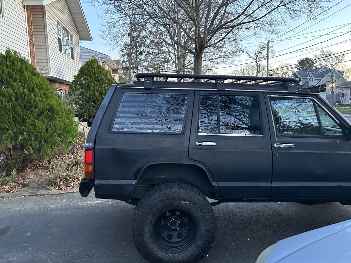 1992 jeep cherokee suv black laredo