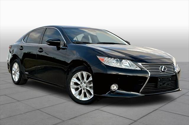 2015 lexus es 300h base