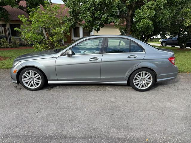 2008 mercedes-benz c-class c 300 sport