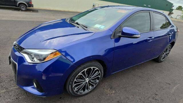 2015 toyota corolla s plus