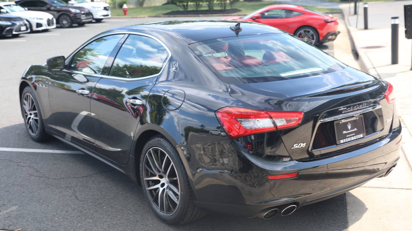 2017 maserati ghibli s q4