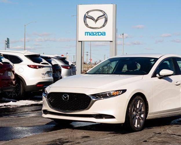 new 2020 mazda mazda3 awd sedan w/ preferred package milwaukee, wi 53224 for sale in milwaukee, wisconsin