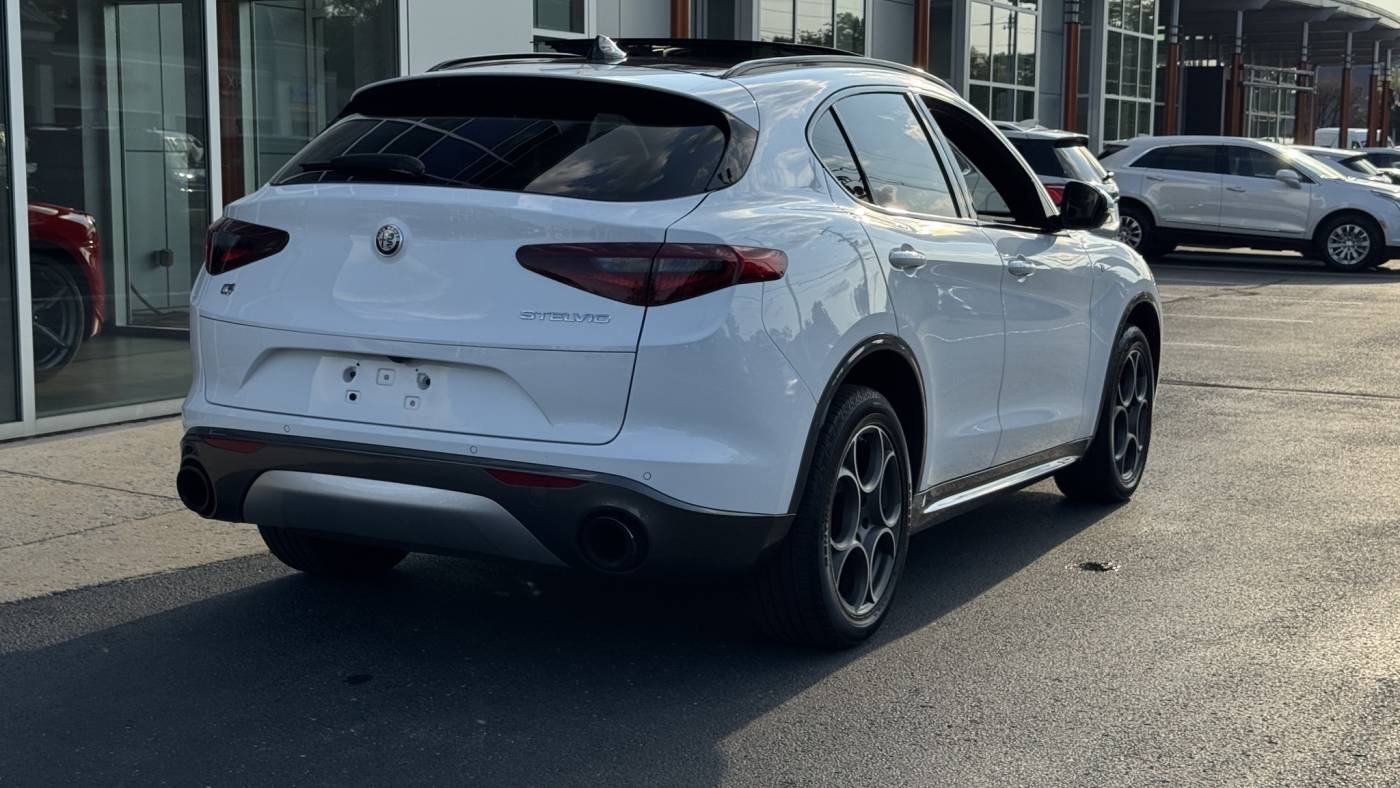 2023 alfa romeo stelvio ti