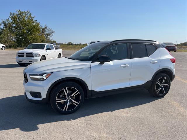 2020 volvo xc40 t5 r-design