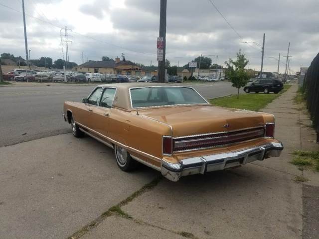 1977 lincoln continental town car! runs and drives great! sharp! wow! look!