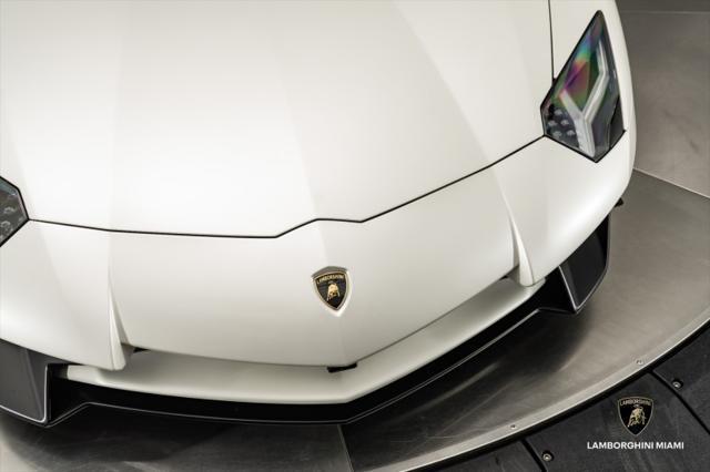 2016 lamborghini aventador lp750-4 superveloce