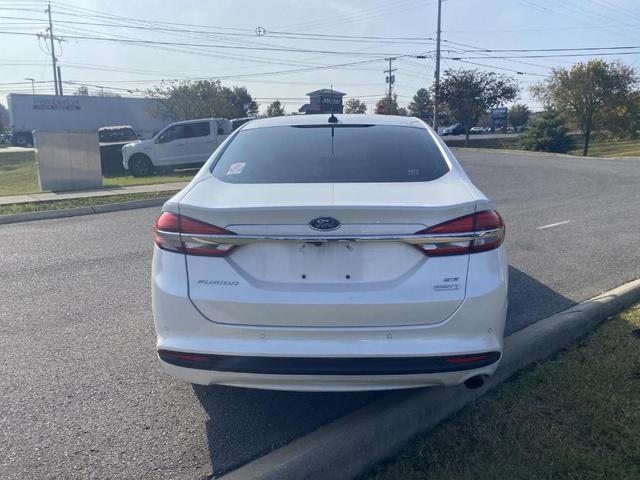 2017 ford fusion se