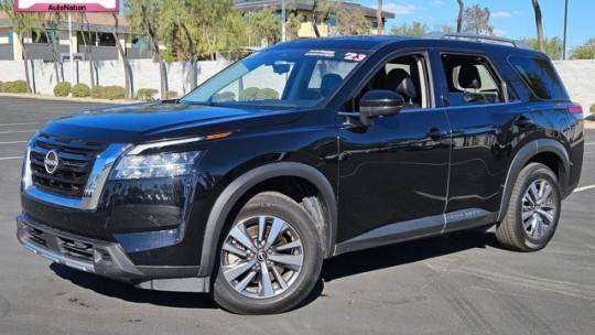 2023 nissan pathfinder sl