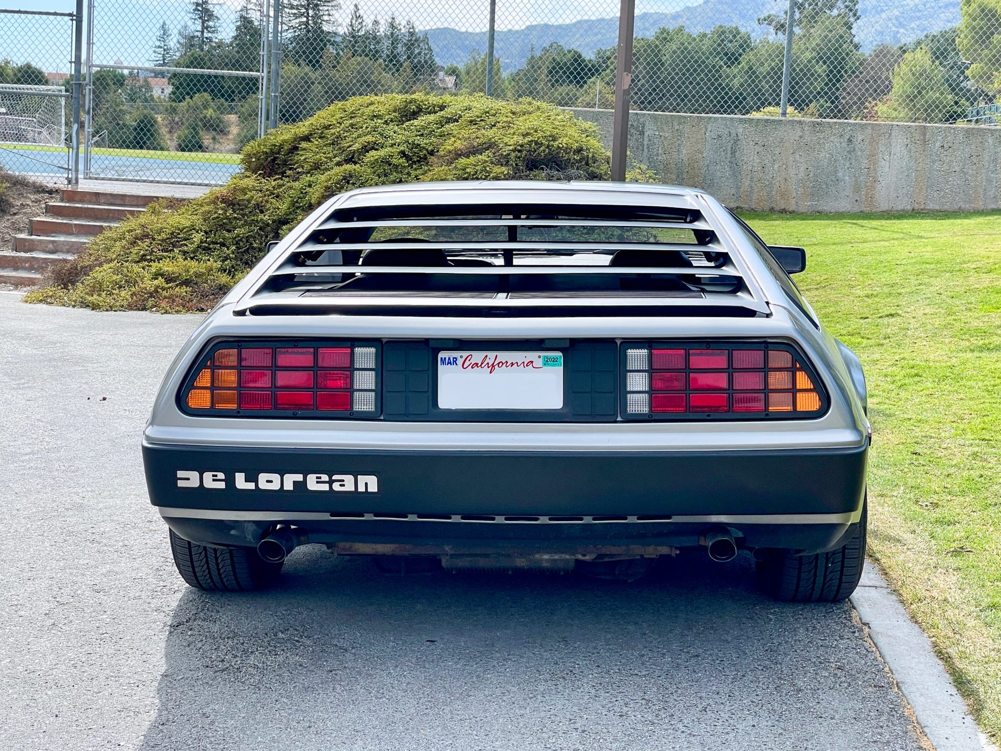 1983 delorean dmc-12 5-speed