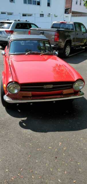 1969 triumph tr6 convertible, 4 speed standard, chrome wire wheels, overdrive