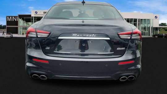 2022 maserati ghibli modena q4