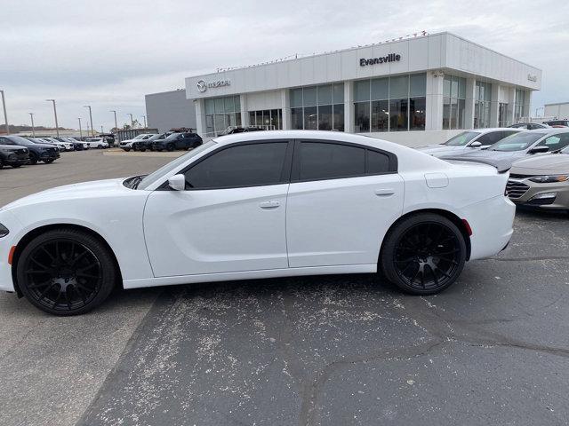 2022 dodge charger sxt