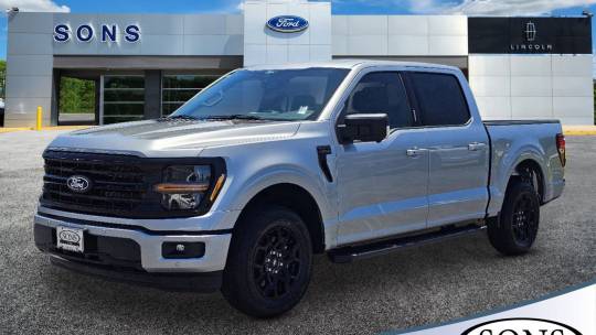 new 2024 ford f-150 xlt supercrew 5.5' box 2wd