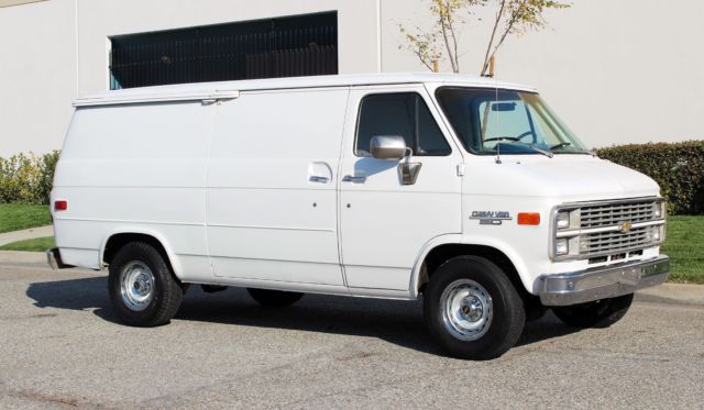 1984 chevrolet g20 panel van, 100% rust free, runs like new, stunning condition!