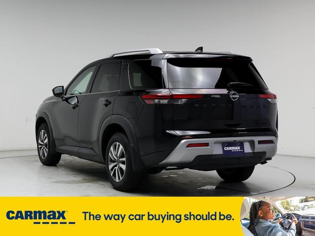 2022 nissan pathfinder sl
