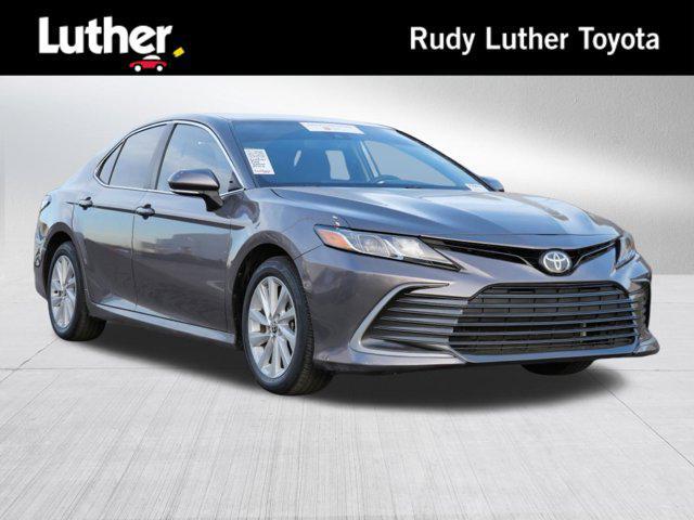 2023 toyota camry le