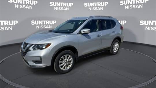 2020 nissan rogue sv