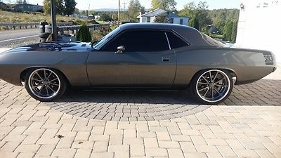 1972 cuda rotiserie restoration professionally built resto mod!!