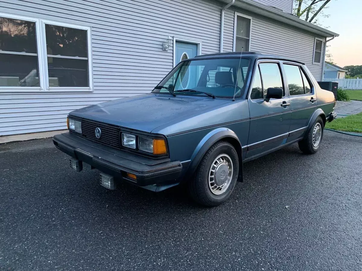 1984 volkswagen jetta sedan blue