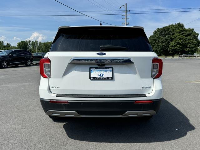 2021 ford explorer xlt