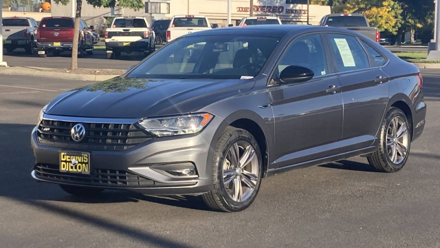 2019 volkswagen jetta r-line