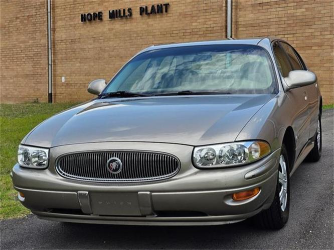 2004 buick lesabre in hope mills, north carolina