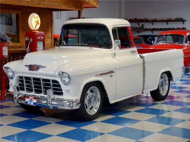 1955 chevrolet cameo pickup – white / red