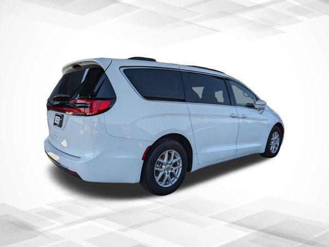 2022 chrysler pacifica touring l