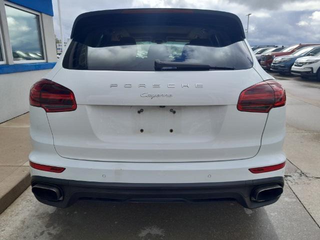 2017 porsche cayenne platinum edition