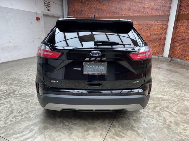 2022 ford edge sel