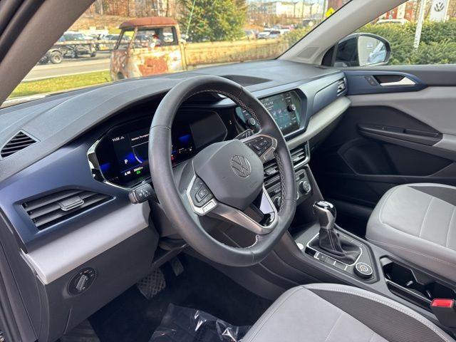2022 volkswagen taos 1.5t se